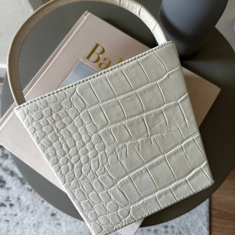 Staud White Square Bucket Bag With Removable Shoulder Strap - Picture 3 of 5